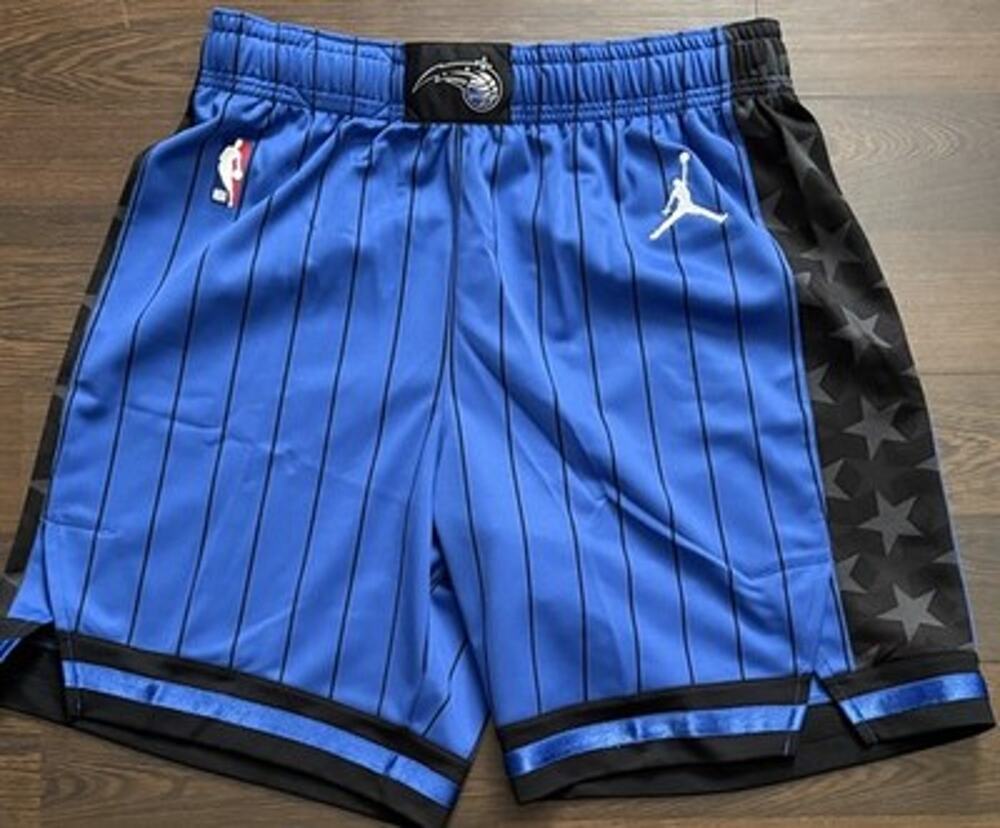 Nike Magic Team Issued Authentic Shorts 38 -1 DO9987-480